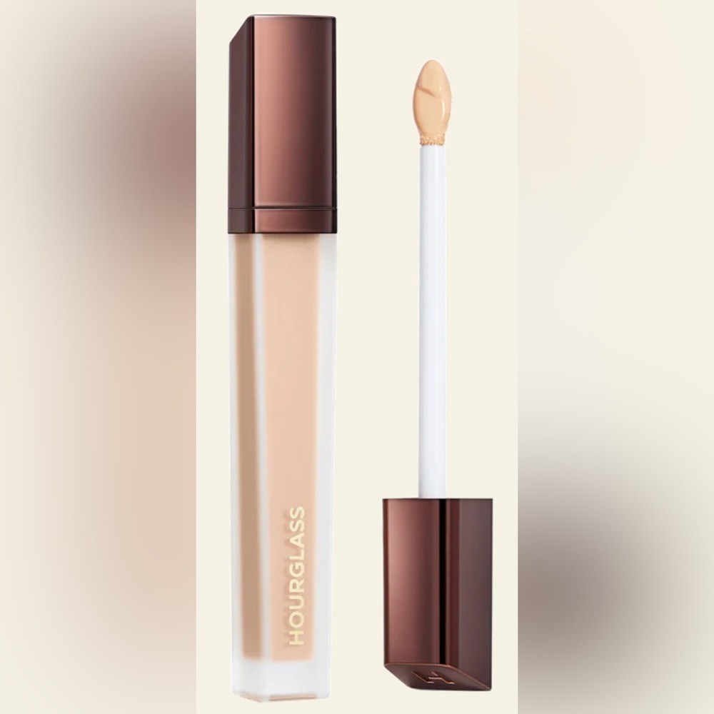 Hourglass Vanish Airbrush Concealer- Crème (1.5)